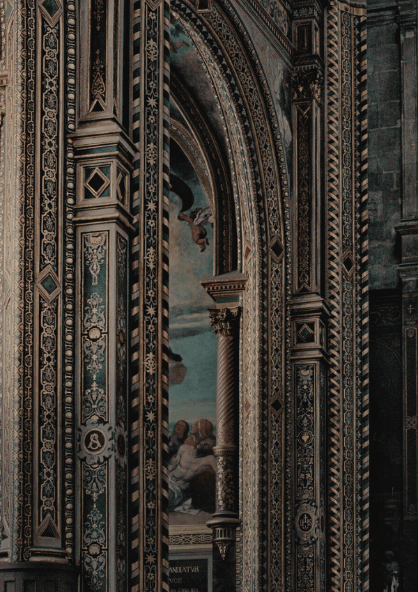 Paris-Gothic-Feature